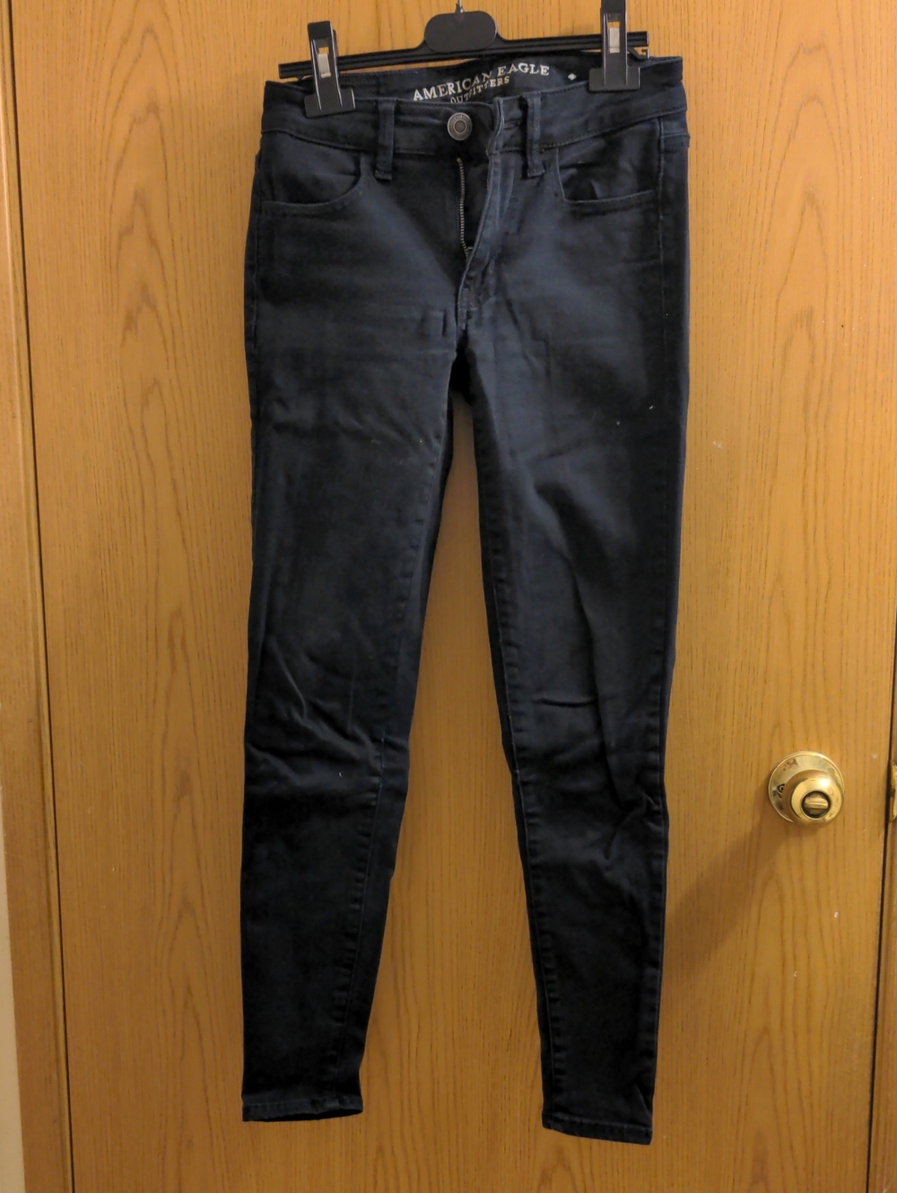 American Eagle Women's Black Skinny Jeans